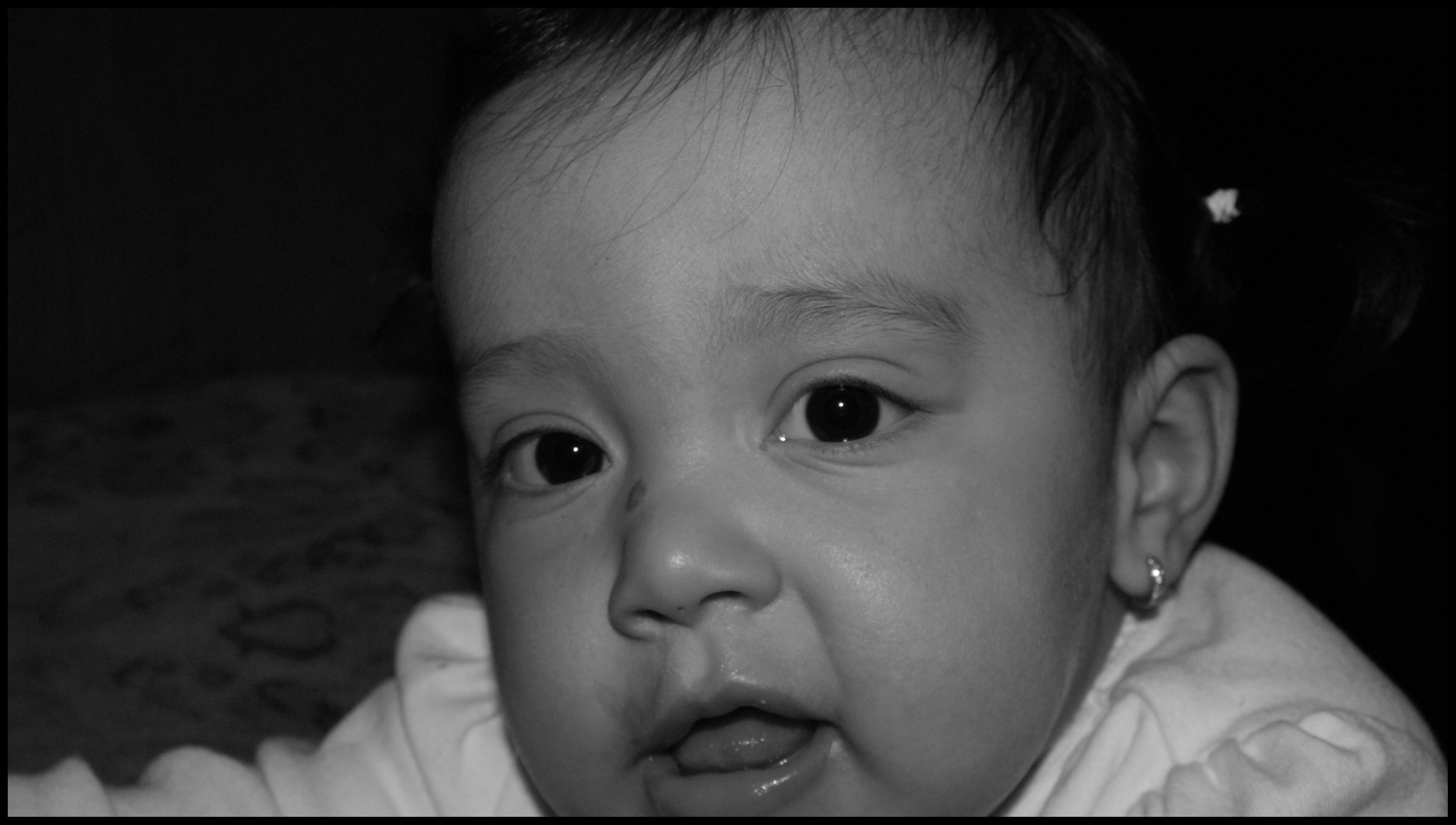 Name:  samBW.jpg
Views: 53
Size:  477.1 KB