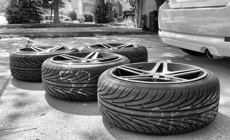 Name: NewWheels2.jpg
Views: 57
Size: 206.5 KB