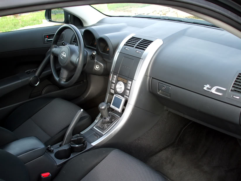Name:  YLCCinterior.jpg
Views: 1592
Size:  79.0 KB