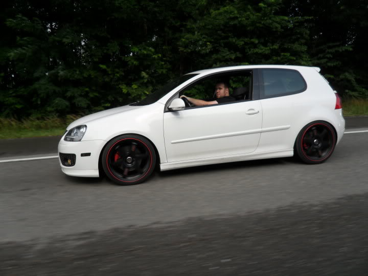 Name:  34375_10100362340194234_9320565_712.jpg
Views: 22
Size:  43.9 KB