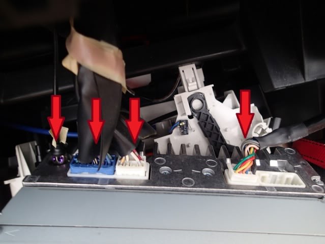 Name:  jammedbuttonScionxAradiostep3.jpg
Views: 742
Size:  38.1 KB