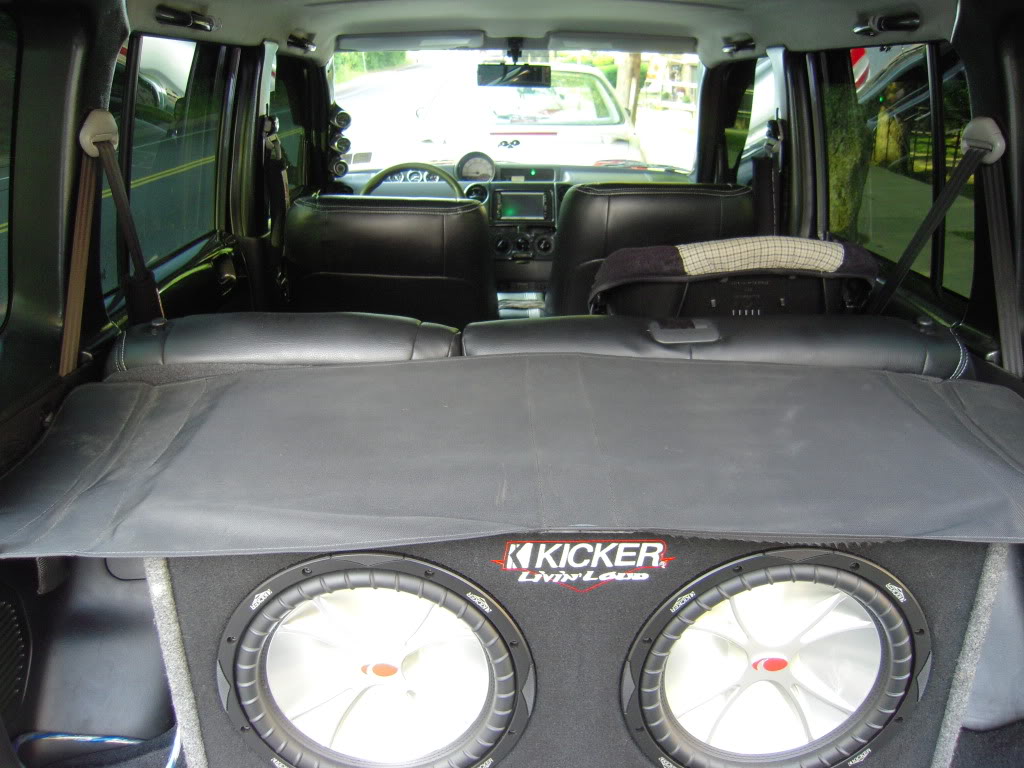 Name: 07-13-09RearInsideHatch.jpg
Views: 20
Size: 159.2 KB
