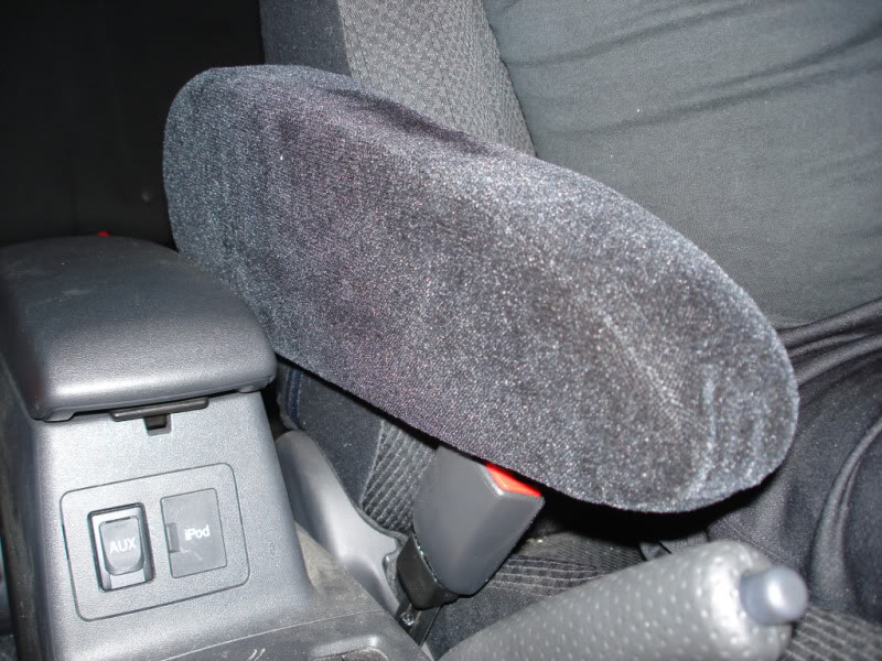 Name:  armrest005.jpg
Views: 110
Size:  132.0 KB