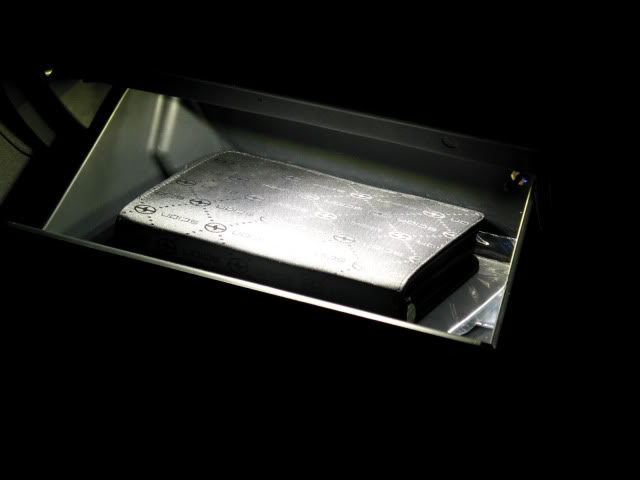 Name:  xBgloveBoxIllumination_6.jpg
Views: 186
Size:  23.0 KB