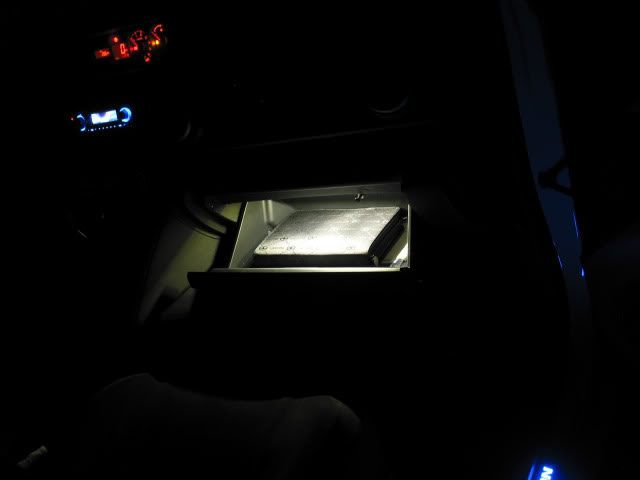 Name: xBgloveBoxIllumination_4.jpg
Views: 166
Size: 14.1 KB