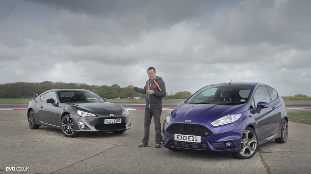 Fiesta-BRZ-versus