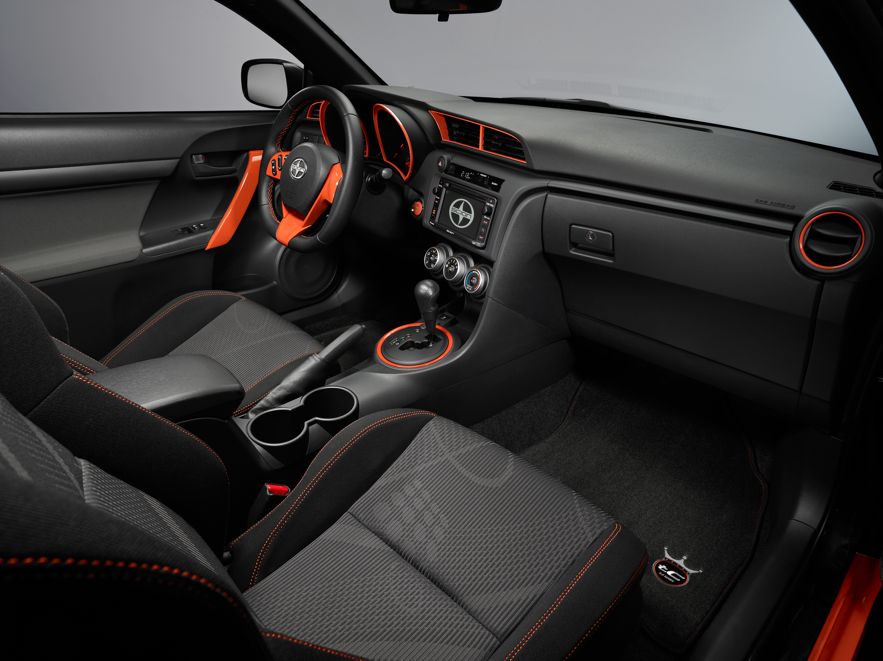 2015_Scion_tC_RS9_005