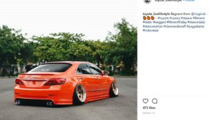 Scionlife.com Instagram Account of the Week #6 toyota_lowlifestyle Scion Lexus Toyota Slammed