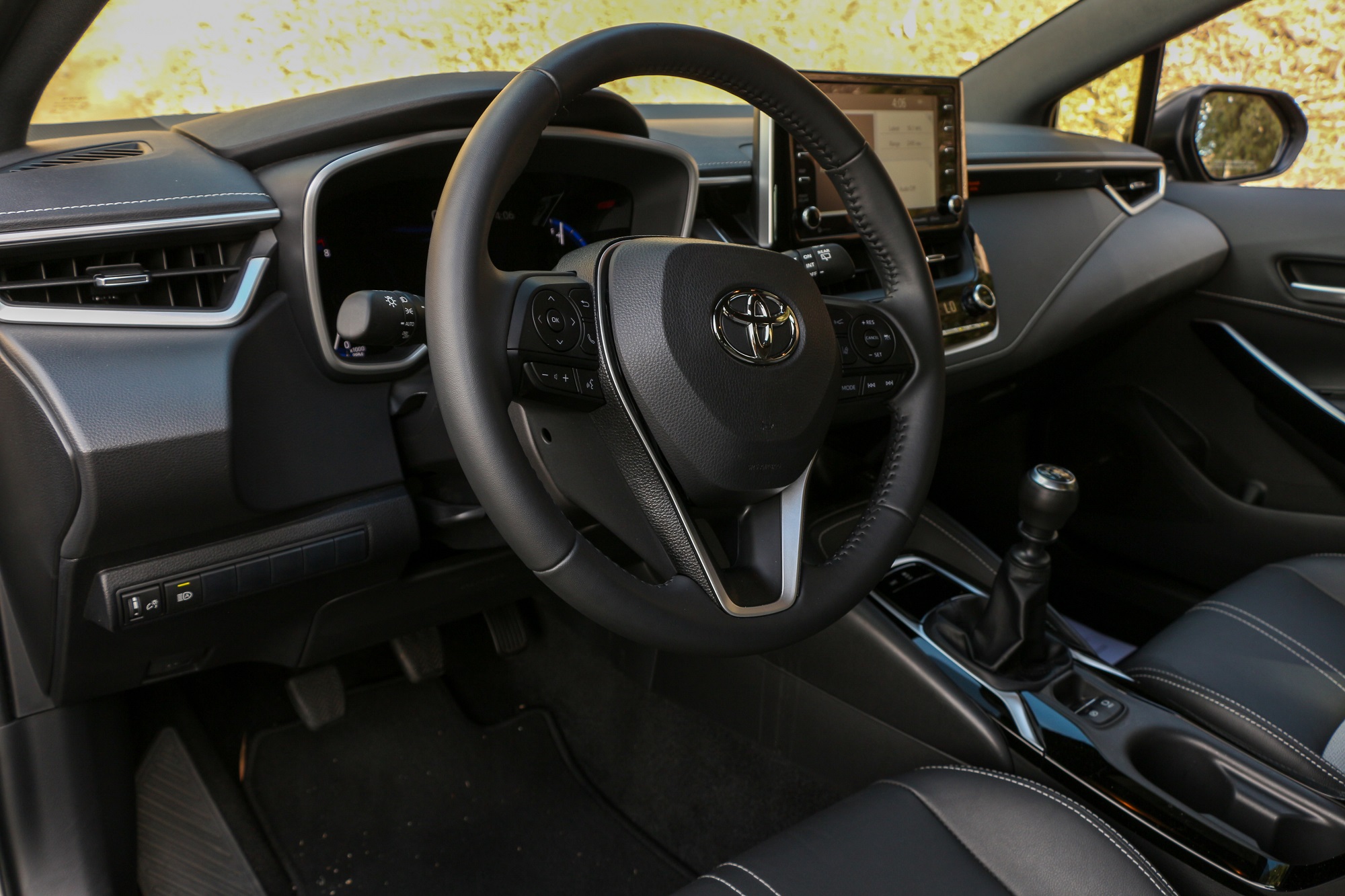2019 Toyota Corolla Hatchback Se Xse Manual Transmission