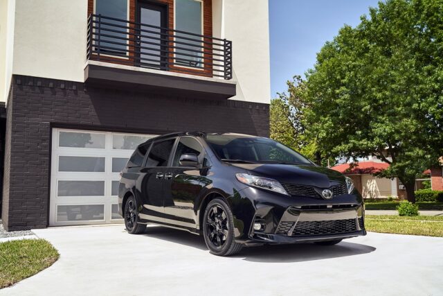 2020 Toyota Sienna Nightshade