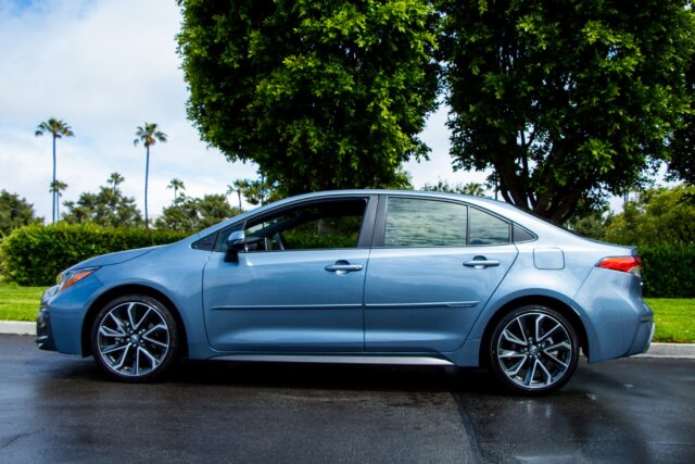 2020 Toyota Corolla SE CVT Automatic