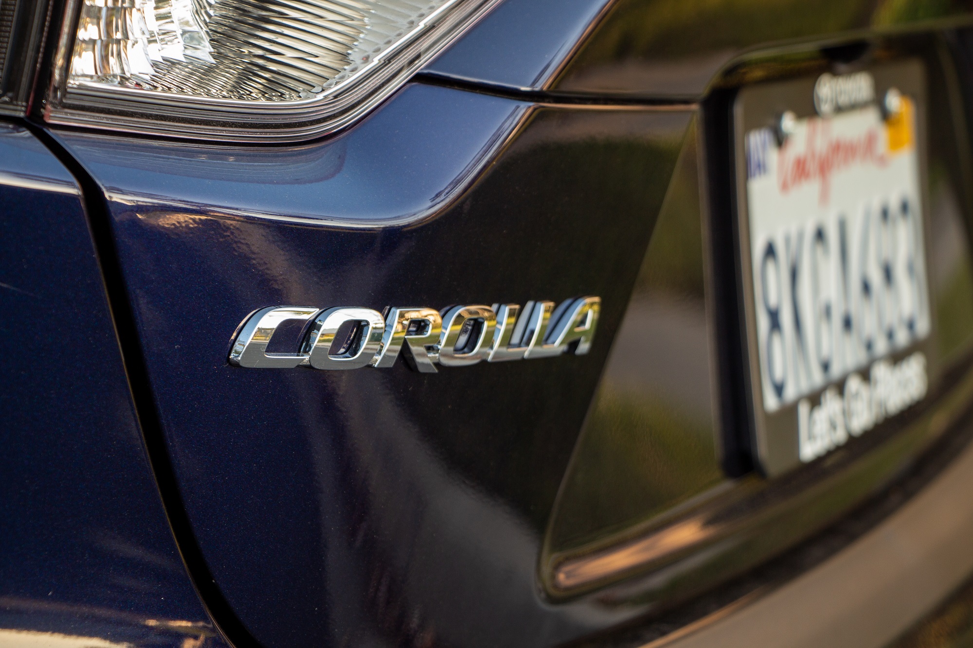 2020 Toyota Corolla Sedan Hybrid Badge